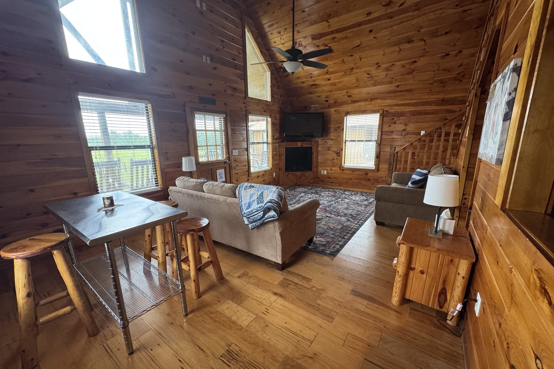 Ranch House — Sleeps Six