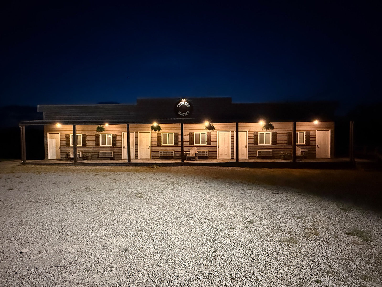 Cypress Lodge